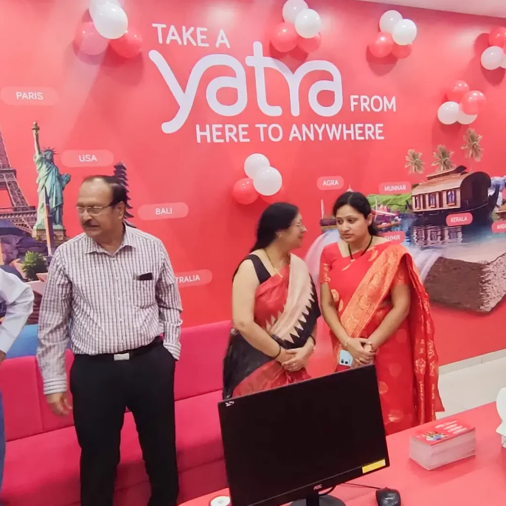 Yatra Store Vadodara (Aaradhya Holiday Planner)